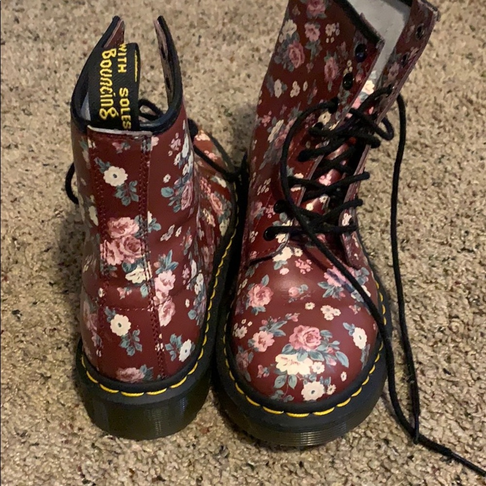 Floral Dr Martens